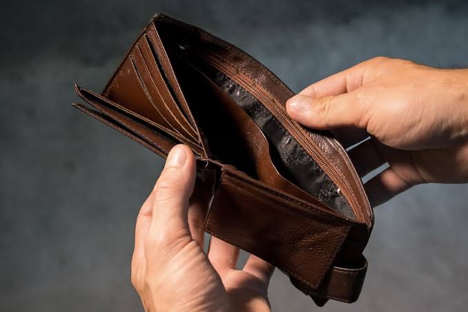 10 Erros Financeiros que Você Deve Evitar a Qualquer Custo
